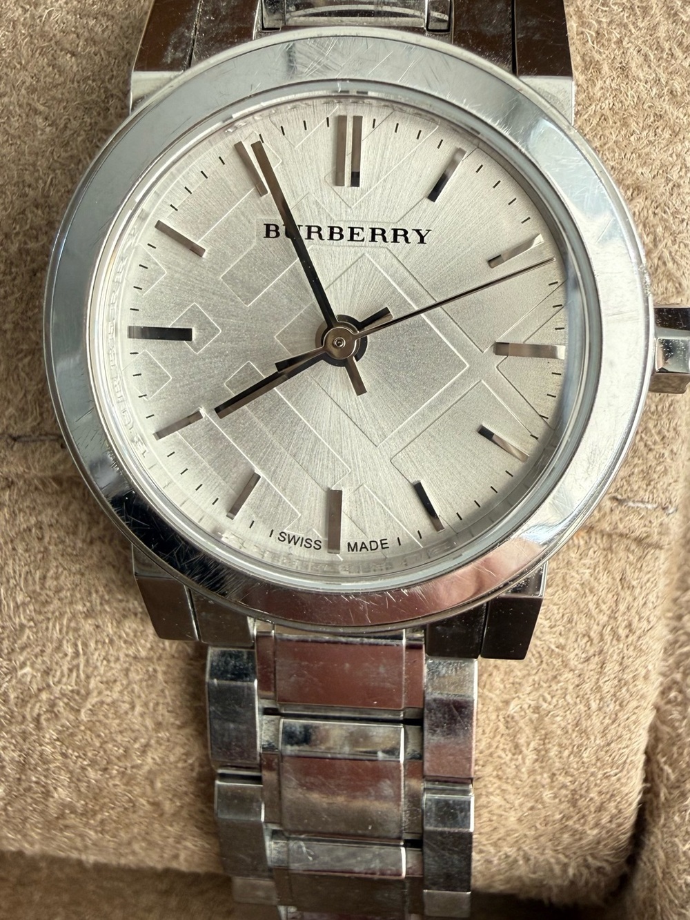 Burberry women’s Silver Stainless Steel Watch - Picture 11 of 15